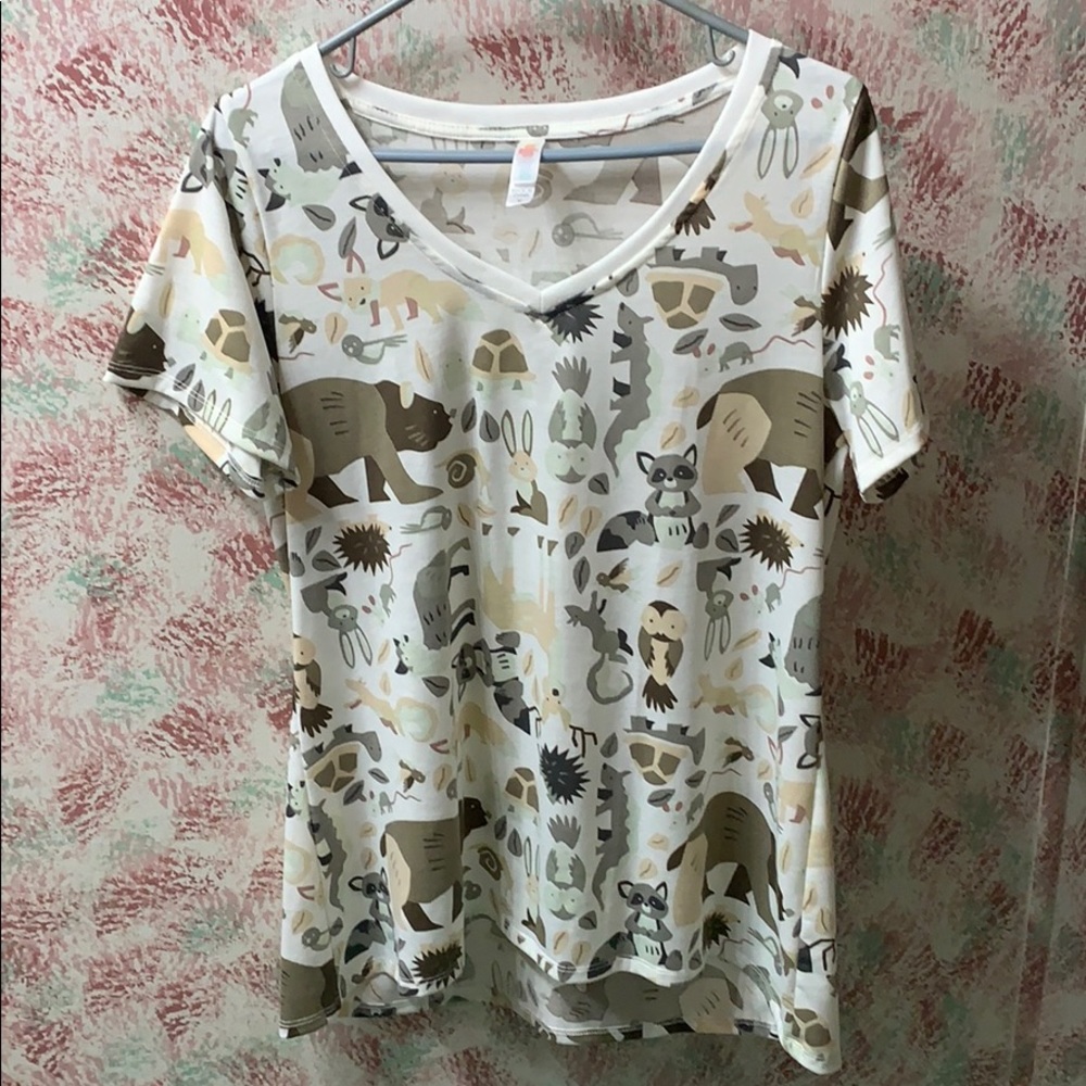 Lularoe Christy Tee